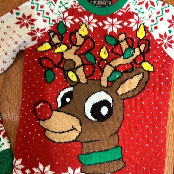 HAPPY HOLIDAYS URBAN HERITAGE CHRISTMAS SWEATER WITH LIGHTS RUDOLPH SIZE XS - Picture 7 of 7